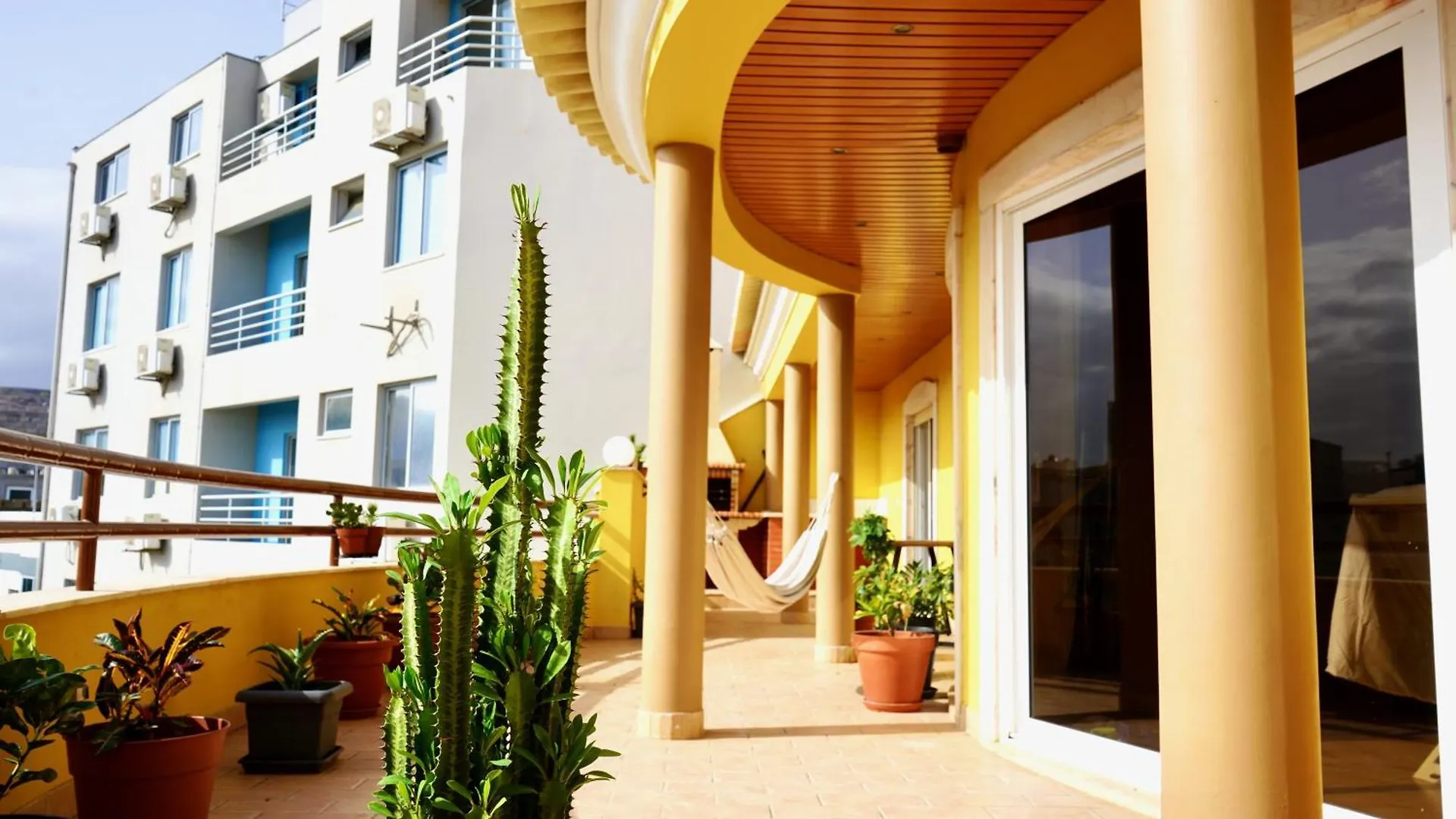 Apartment Spacious Penthouse With Bbq And Views Praia